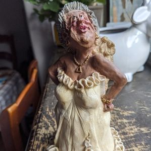 Lily pearl old lady angel